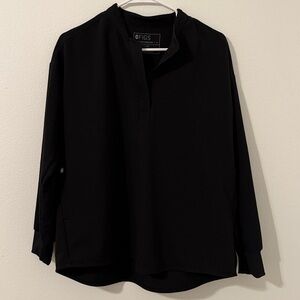 Figs Rafaela Oversized Longsleeve Scrub Top in Black